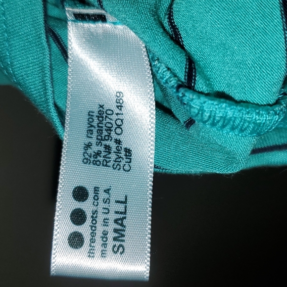 Three Dots Pocket Tunic Length Tee - Picture 4 of 4